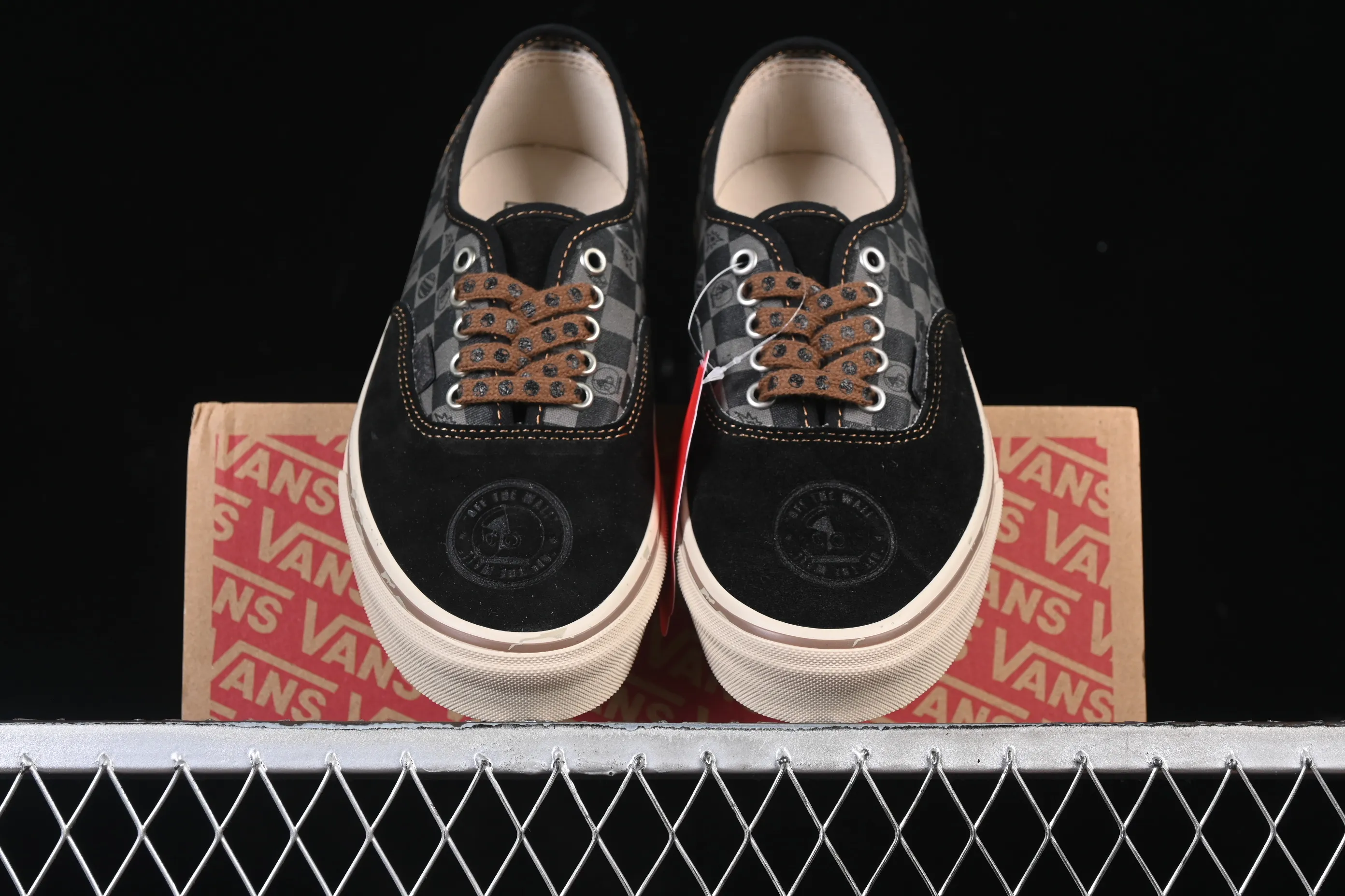 All categories Vans Vans series Vans Low Vans low-top Vans Authentic Vans old checkerboard low-top casual skateboard shoes VN000EGAQ3Y